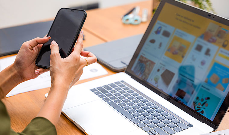 運用代行サービス